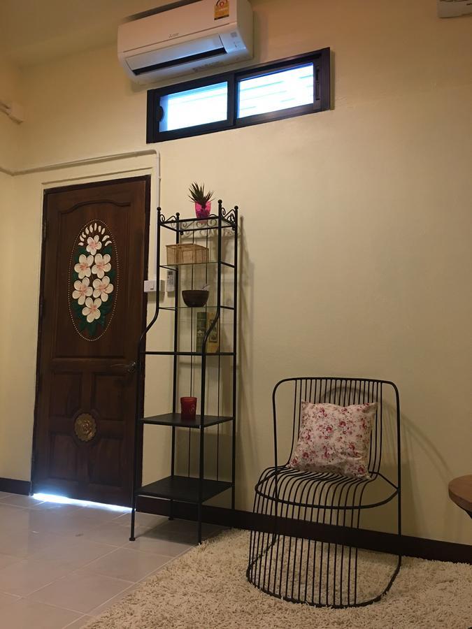 Fon Hostel Chiang Rai Buitenkant foto